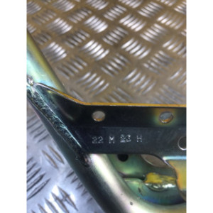 Guidon une pièce pour PIAGGIO MP3 530 2024