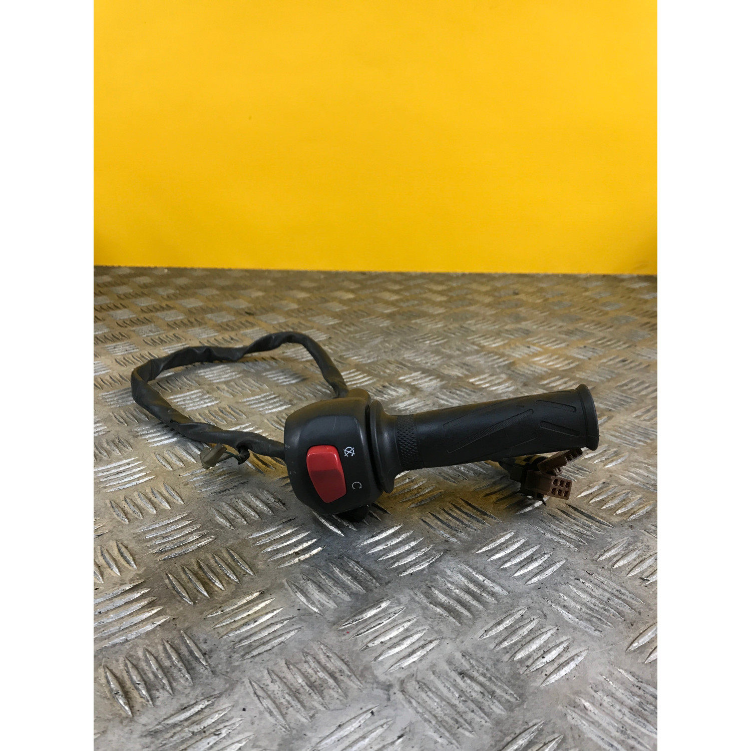 Commodo droit démarrage pour YAMAHA FAZER 1000 2001