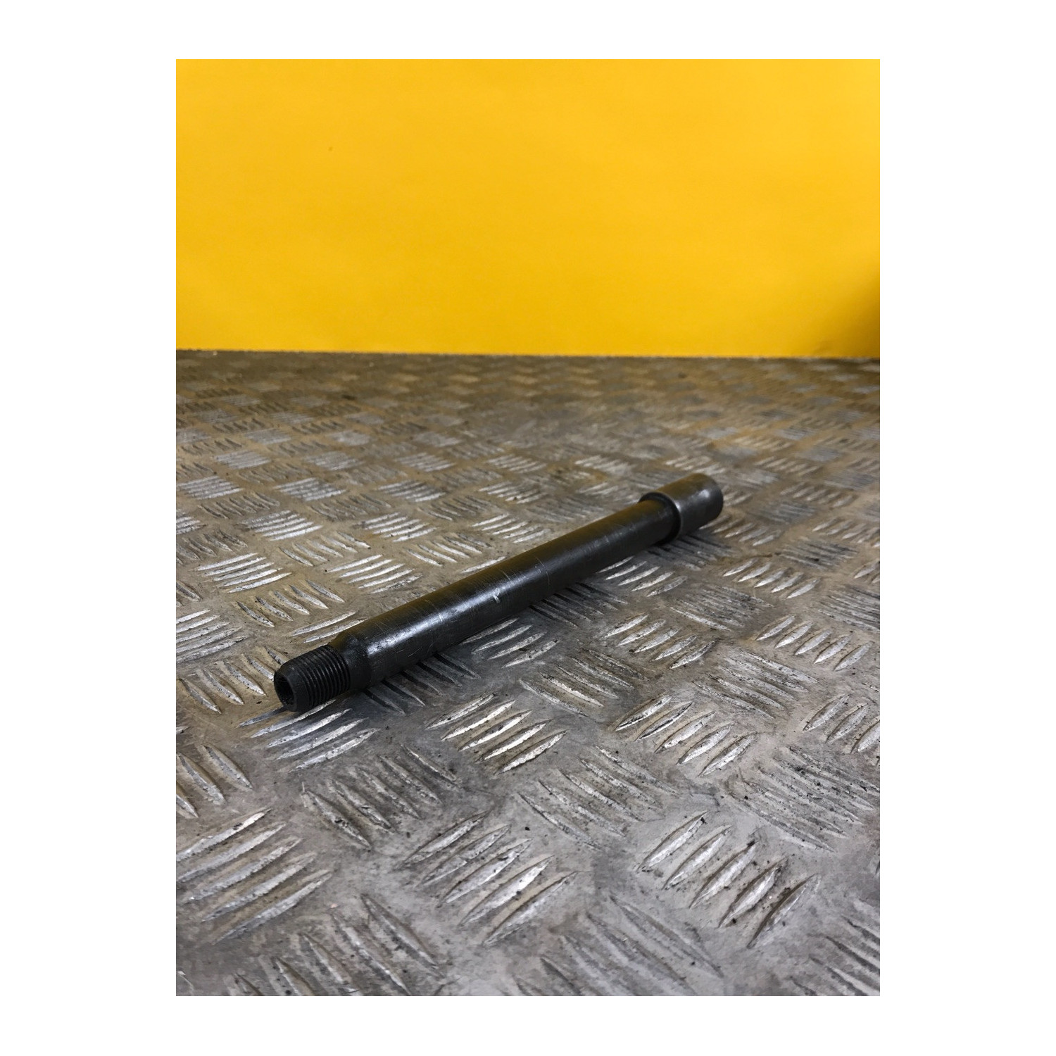 Axe de roue avant pour YAMAHA FAZER 1000 2001