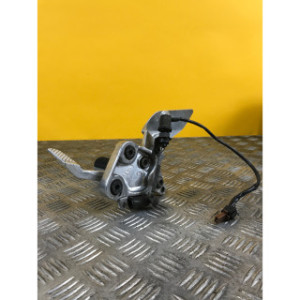 Platine repose pieds avant droite pour YAMAHA FAZER 1000 2001