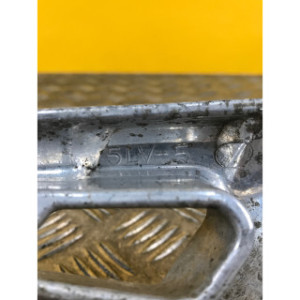 Repose pied arrière droit pour YAMAHA FAZER 1000 2001