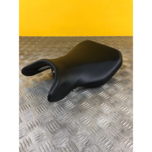 Selle conducteur pour SUZUKI GSR 750 2014