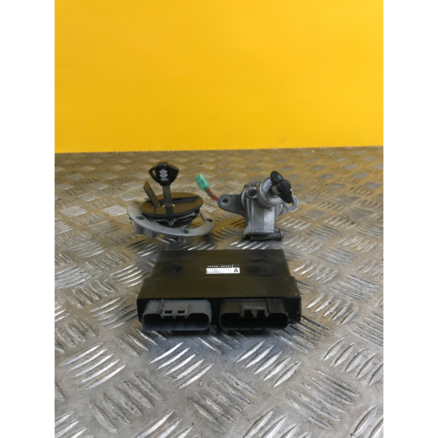 Kit clé Neiman CDI pour SUZUKI GSR 750 2014