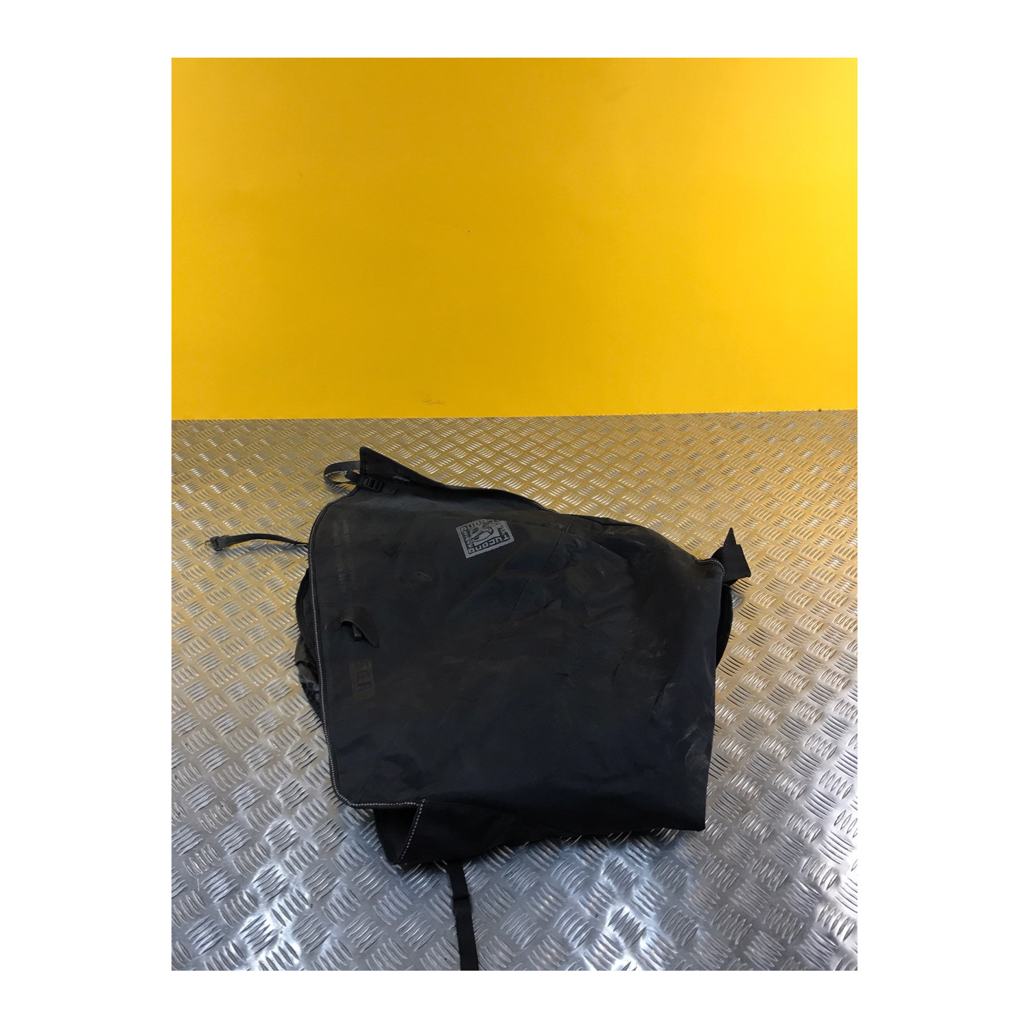 Tablier pour APRILIA SCARABEO 125 R019-N