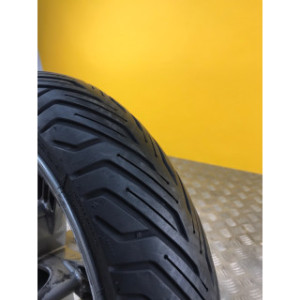 Jante avant pour BMW C650 GT 2012