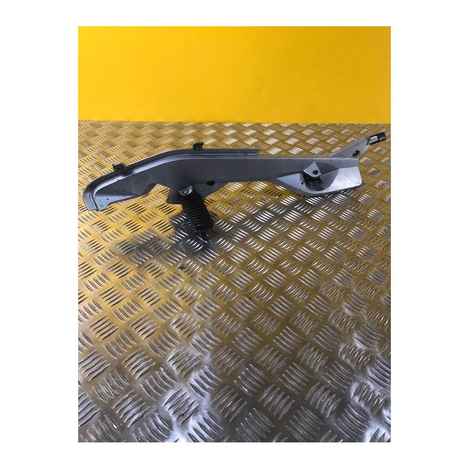 Platine repose pieds avant gauche pour BMW R 1200 RT 2006