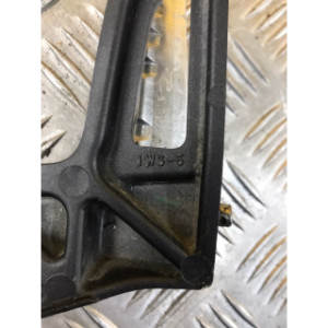 Platine repose pieds arrière droite pour YAMAHA MT 07 2020
