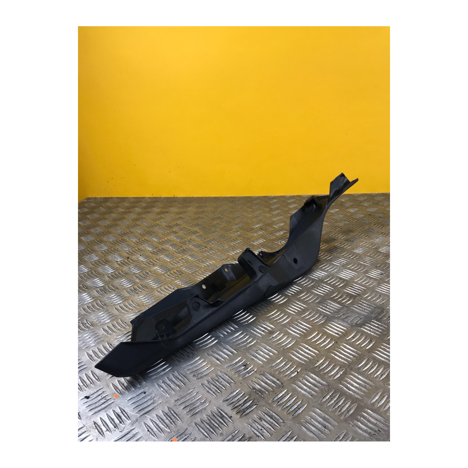 Flanc de carénage droit pour YAMAHA MT 07 2020