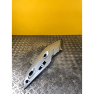 Cache latéral arrière sous selle gauche pour BMW R 1200 RT 2007