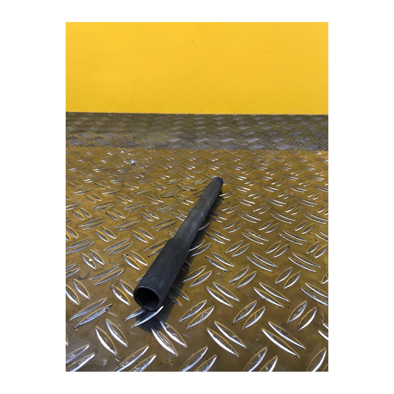 Axe de roue avant pour BMW C650 GT 2012