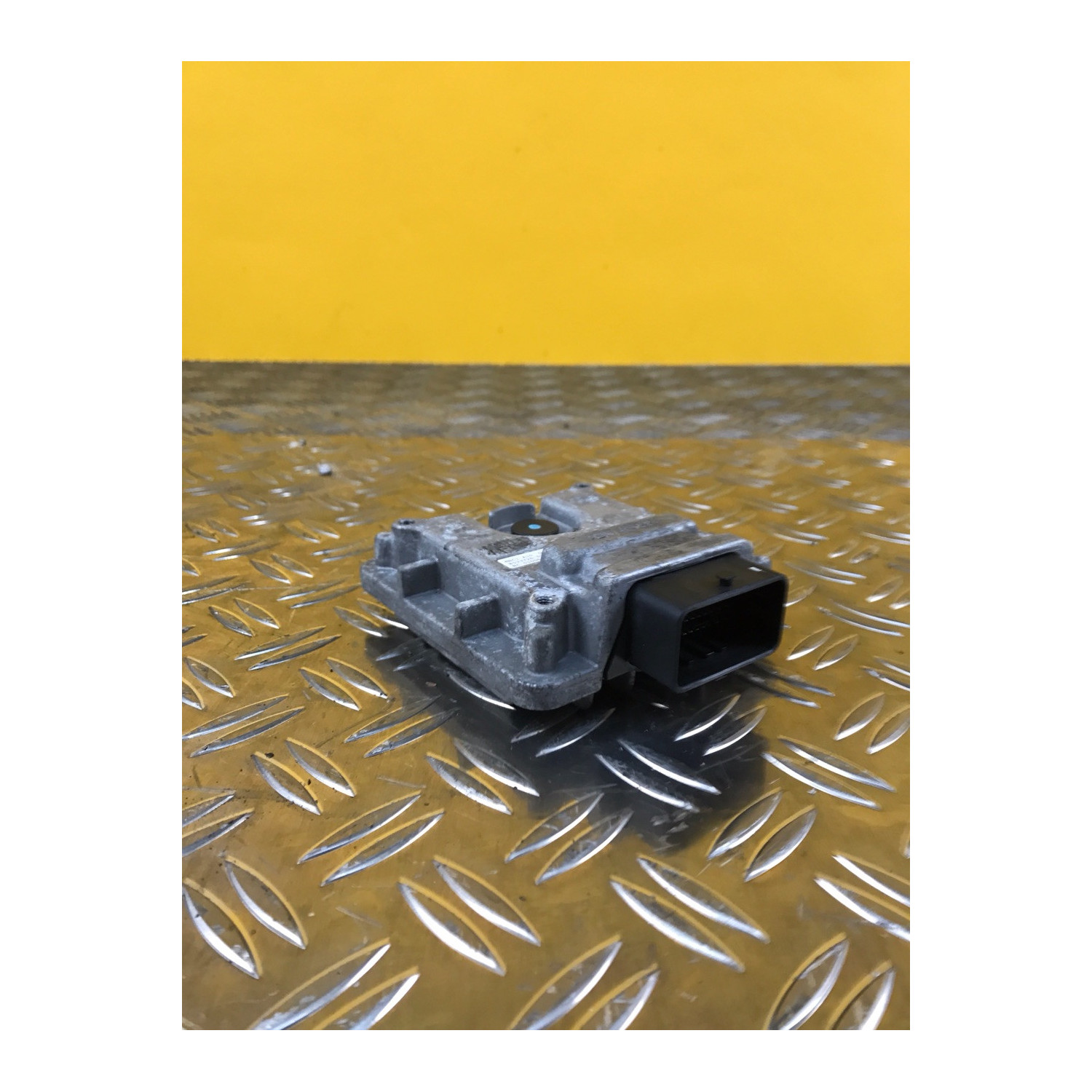 Controleur / CDI / ECU pour BMW C650 GT 2012