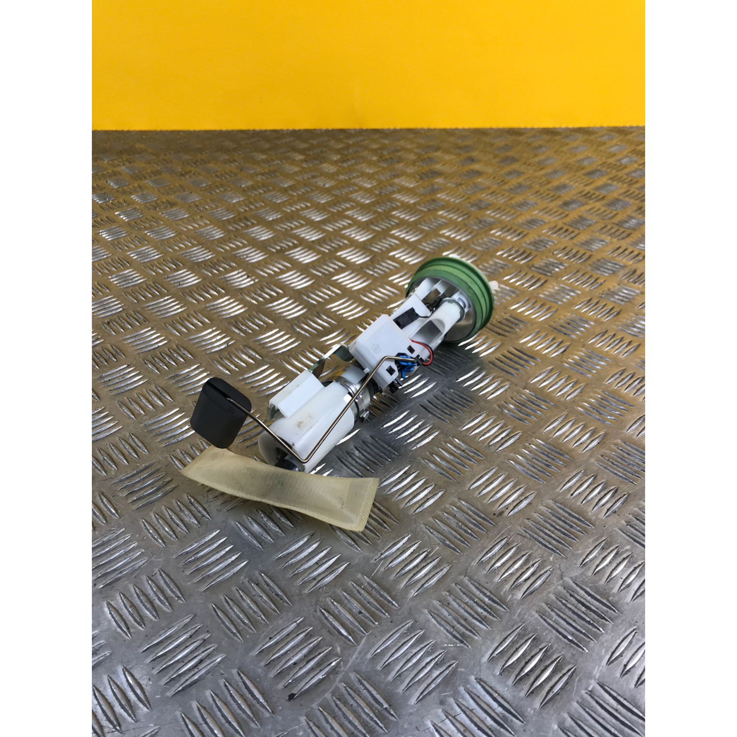Pompe à essence pour PIAGGIO MP3 530 HPE 2022