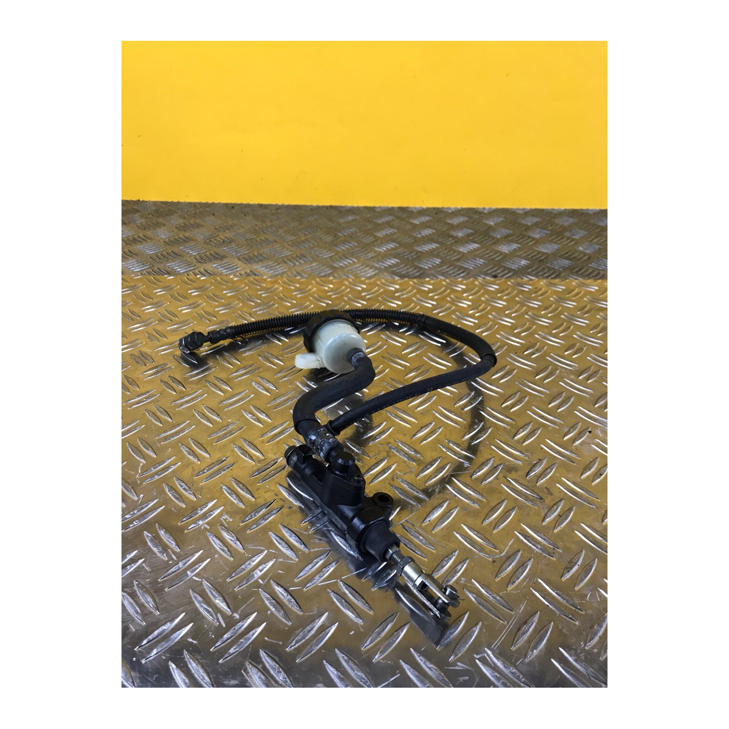 Maitre cylindre frein arrière pour YAMAHA VMAX 1200 1999