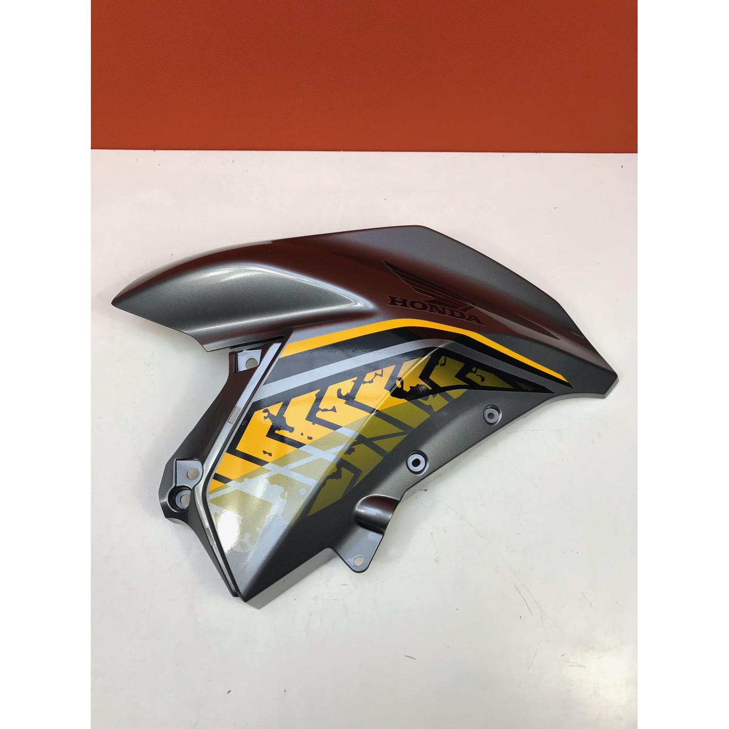 Protection laterale avant droite pour HONDA CBR 500 R 64300-MJW-DMOZG