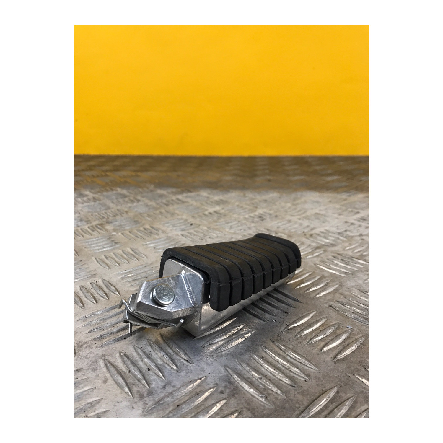 Repose pied gauche pour YAMAHA VMAX 1200 1999
