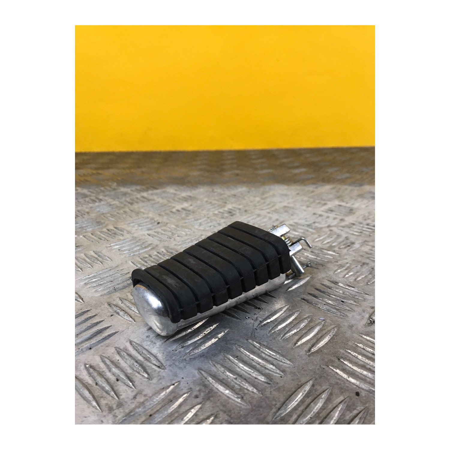 Repose pied gauche pour YAMAHA VMAX 1200 1999