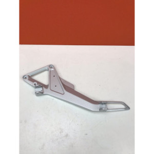 Platine repose pieds arrière gauche pour HONDA CBF 650 2025 50750-MBZ-G01ZB