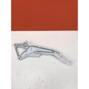 Platine repose pieds arrière gauche pour HONDA CBF 650 2025 50750-MBZ-G01ZB