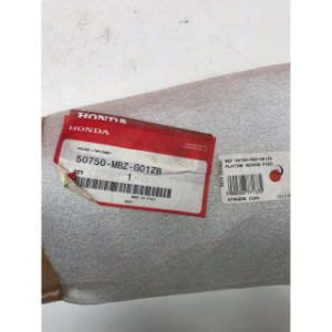 Platine repose pieds arrière gauche pour HONDA CBF 650 2025 50750-MBZ-G01ZB