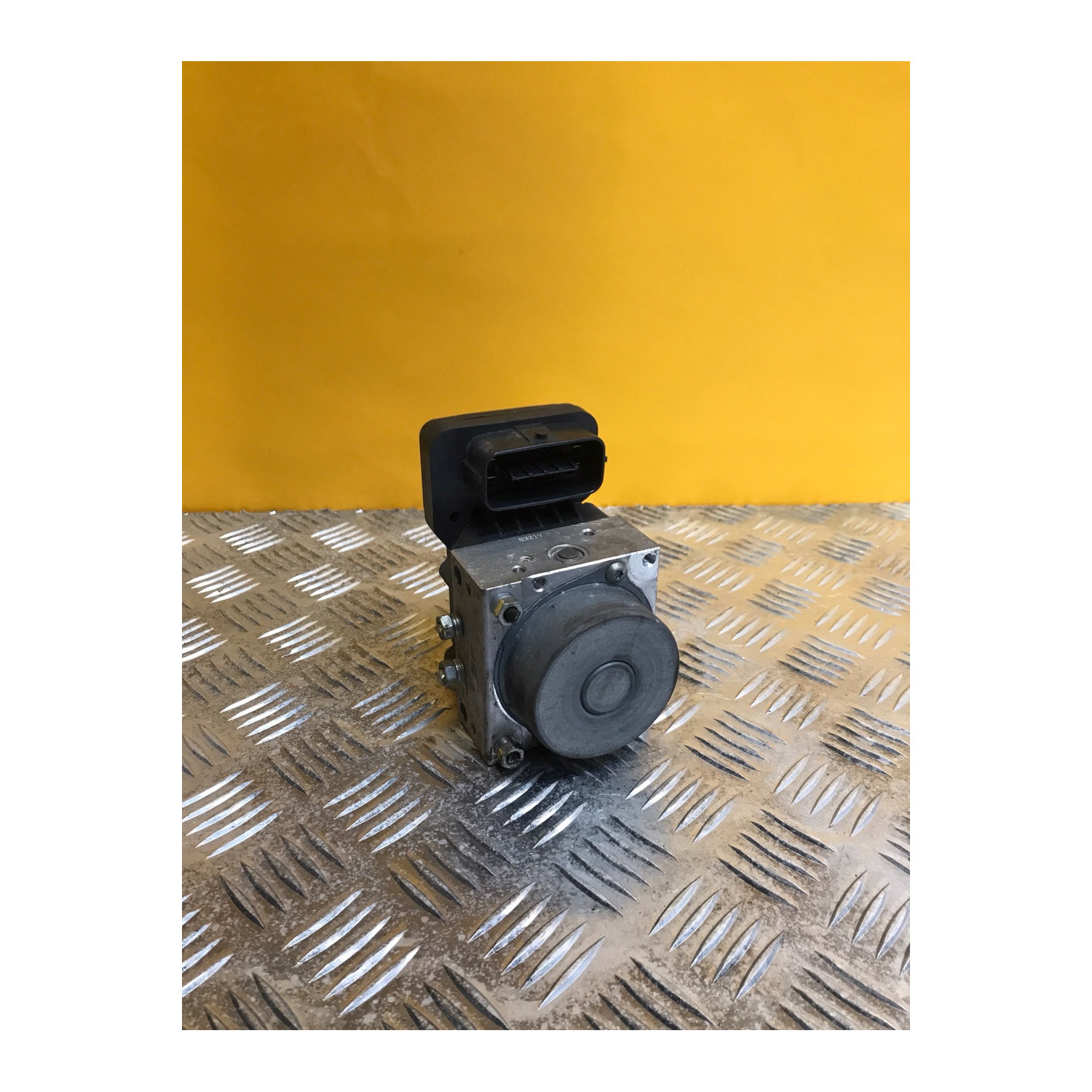 Bloc abs pour SUZUKI BURGMAN 125 2018