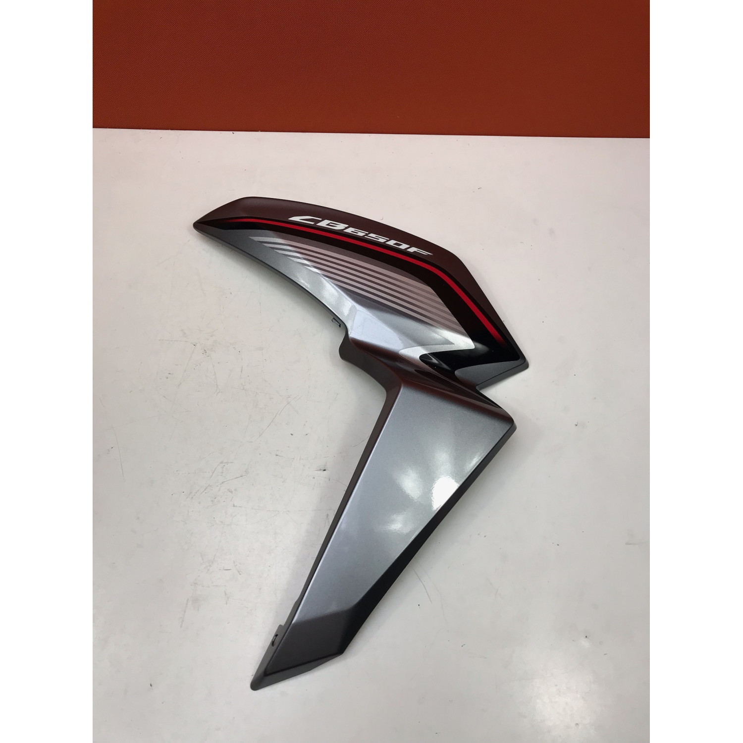 écope ouïe de radiateur droite pour HONDA CB 650 64310-MJE-D40ZJ