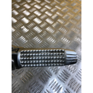 Platine repose pieds avant gauche pour BMW F 800 R 2015 8 527 863