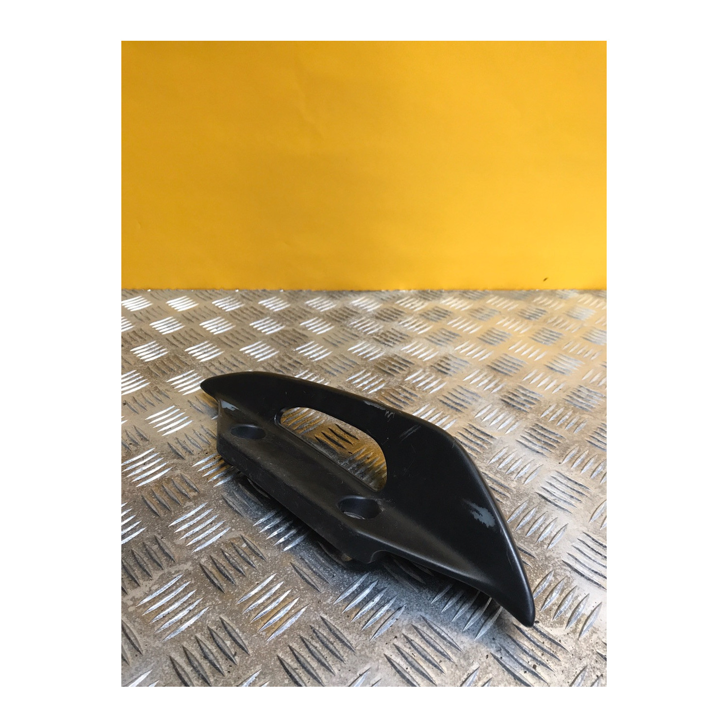 Poignée passager droite pour SUZUKI BURGMAN 125 2018