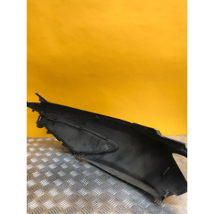 Cache latéral arrière sous selle droit pour SUZUKI BURGMAN 125 2018