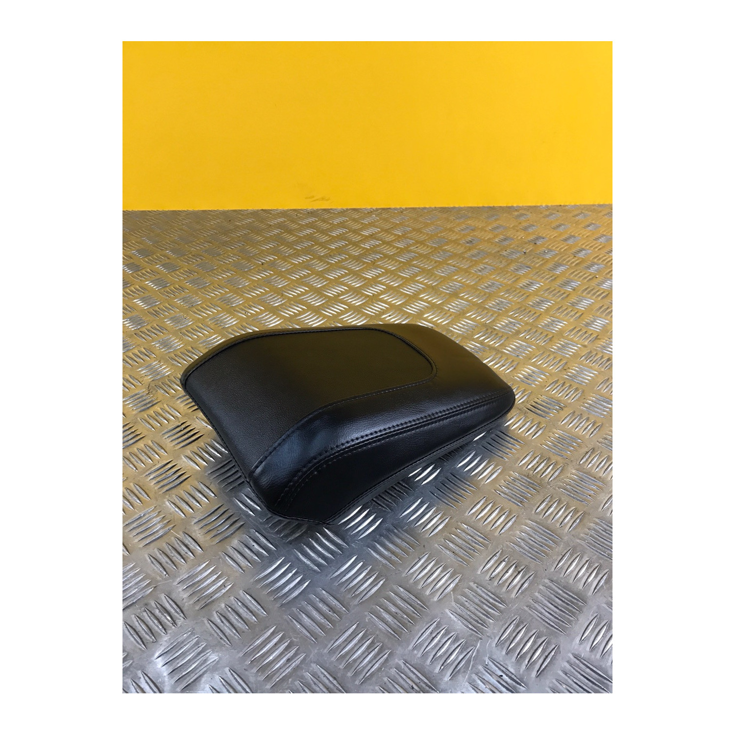 Selle passager pour HARLEY DAVIDSON SOFTAIL 1450 52400160