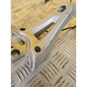 Demi guidon droit pour GILERA GP 800 2012