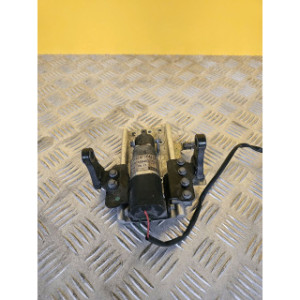 Moteur + support de bulle pour GILERA GP 800 2012