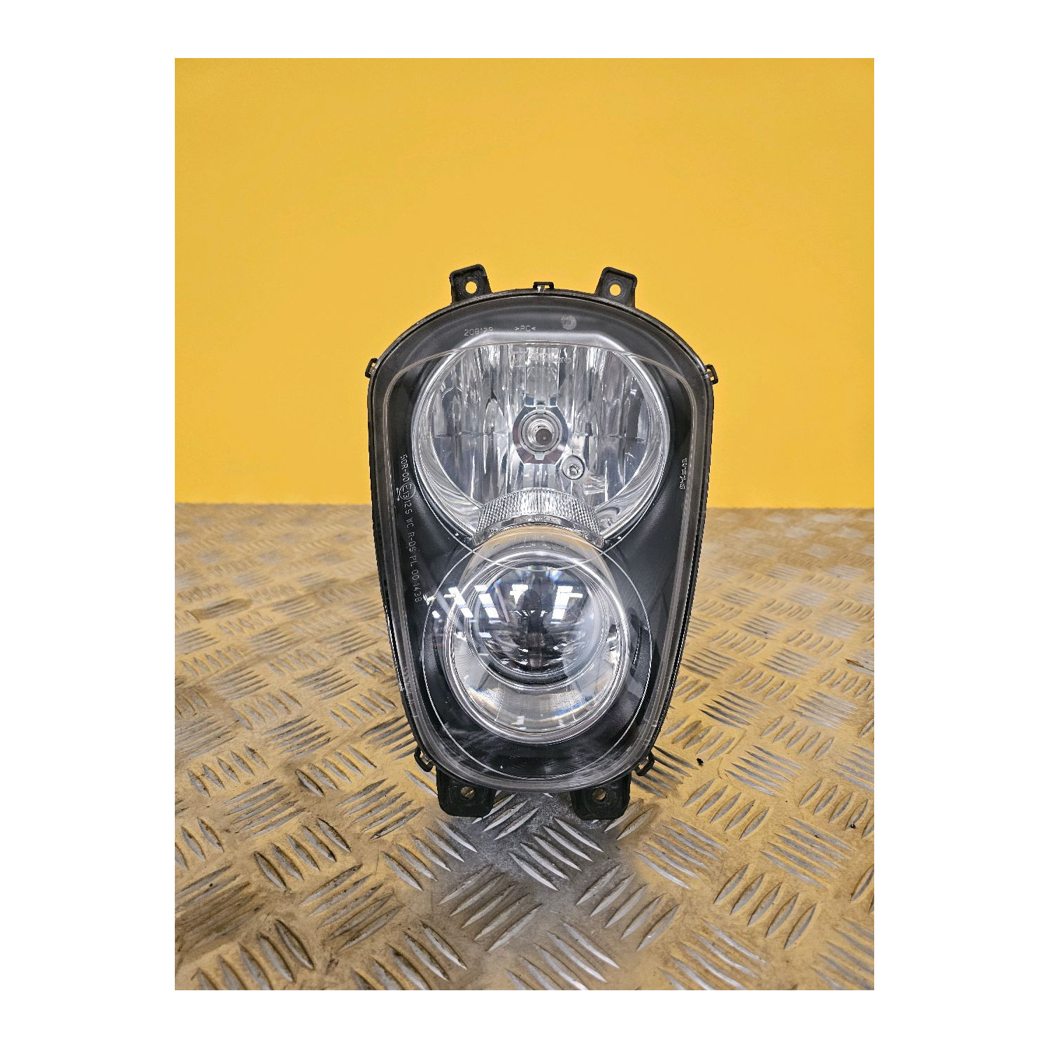 Phare avant pour GILERA GP 800 2012