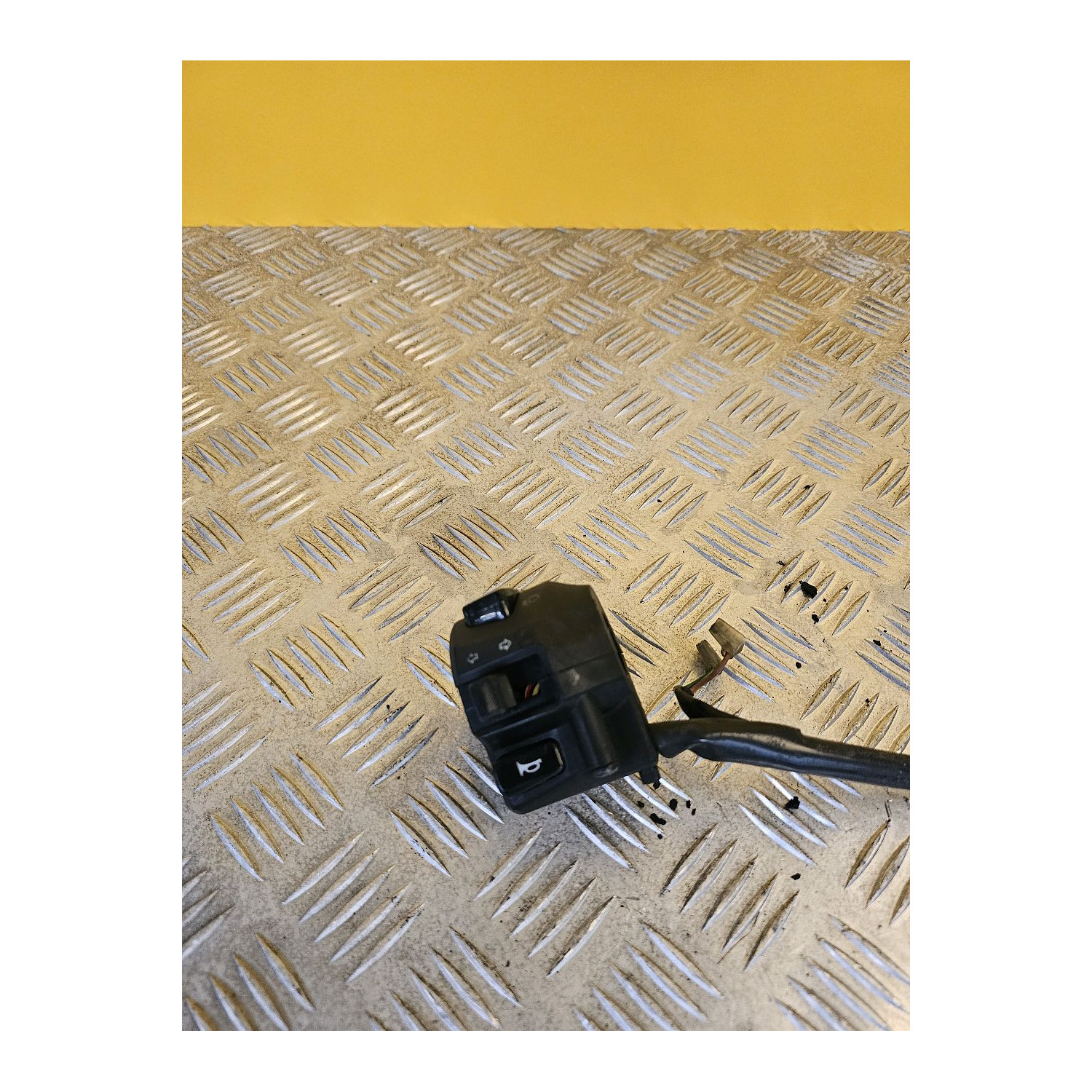 Commodo gauche gestion de l'éclairage pour YAMAHA XMAX 125 2016