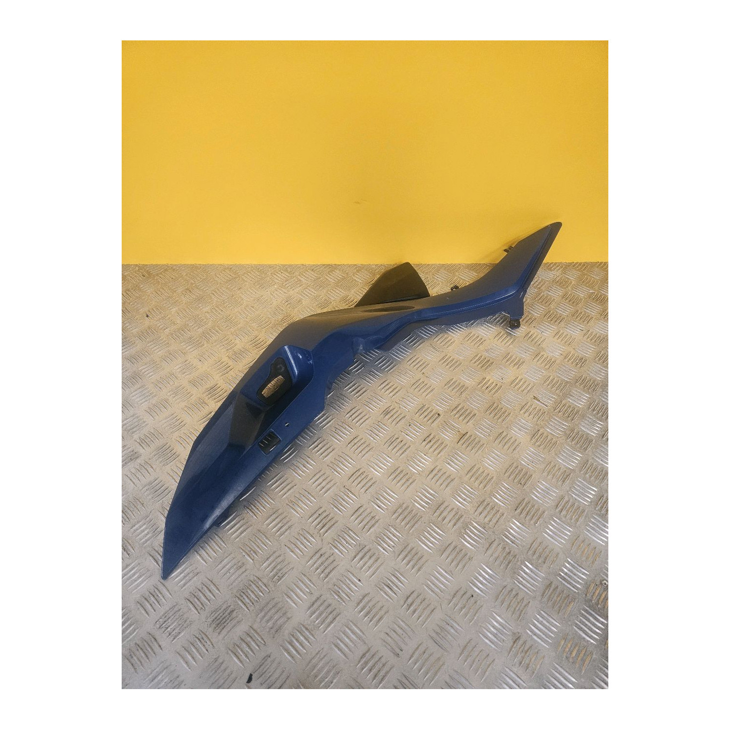Flanc de carénage gauche pour BMW R 1200 RT 2016
