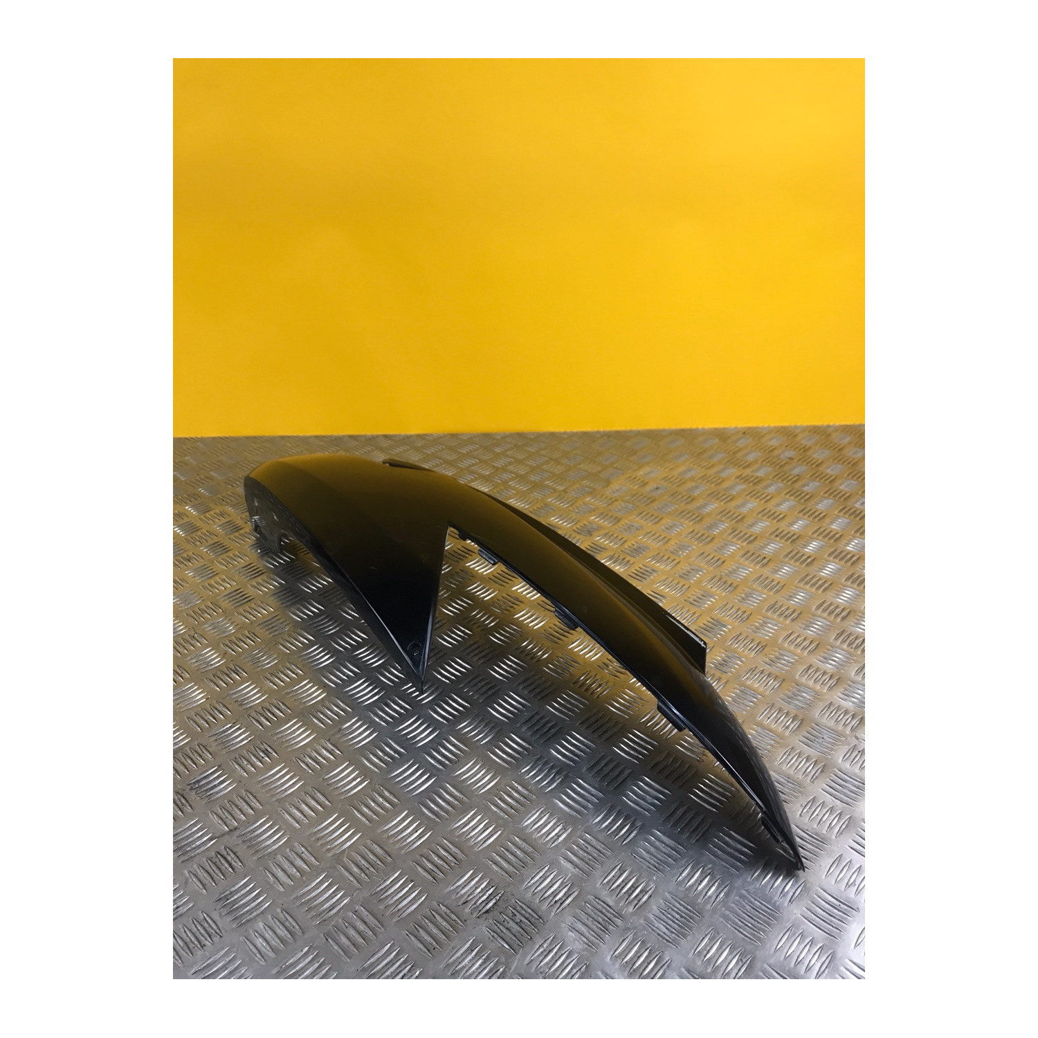 Demi coque arrière droite pour KYMCO DINK 2008