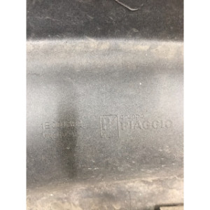 Demi coque arrière droite pour PIAGGIO Medley 125 2020