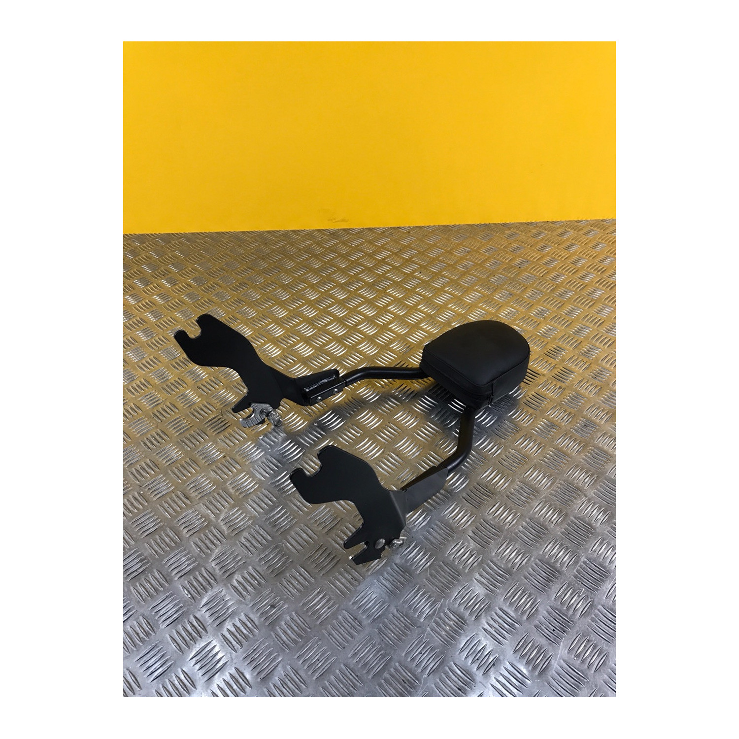 SISSY BAR pour HARLEY DAVIDSON FXBR SOFTAIL BREAKOUT
