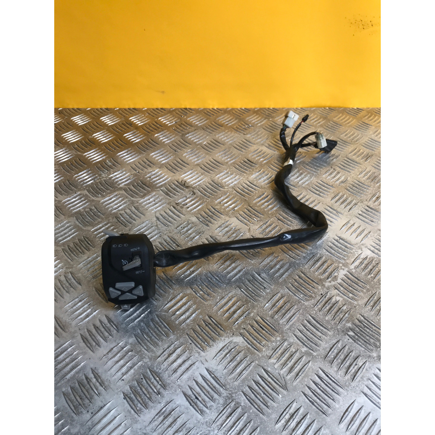 Commodo gauche gestion de l'éclairage pour KTM DUKE 890 2022