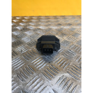 Régulateur de tension pour KTM DUKE 890 2022