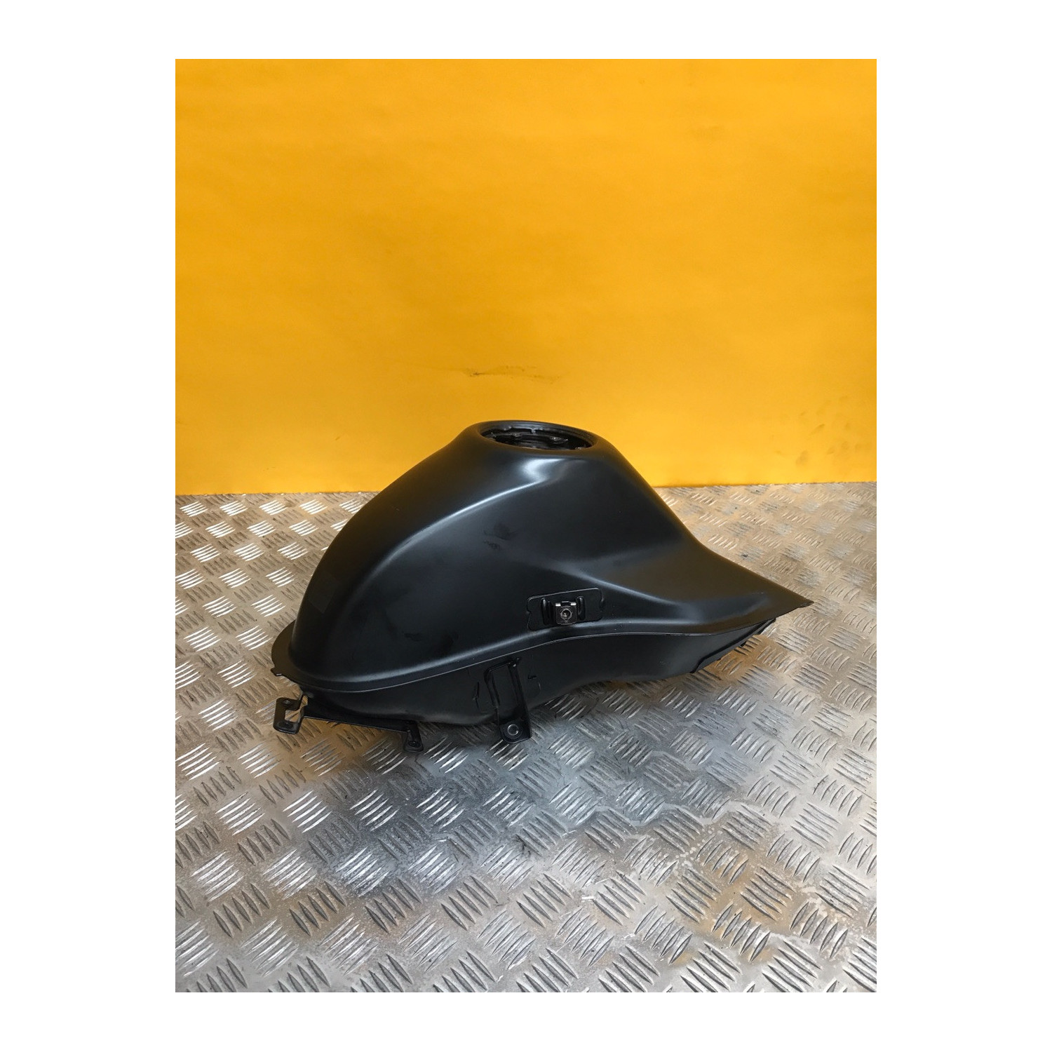 Réservoir de carburant pour KTM DUKE 890 2022 64107013000KC