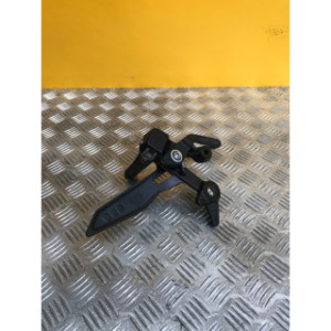 Platine repose pieds avant droite pour KTM DUKE 890 2022