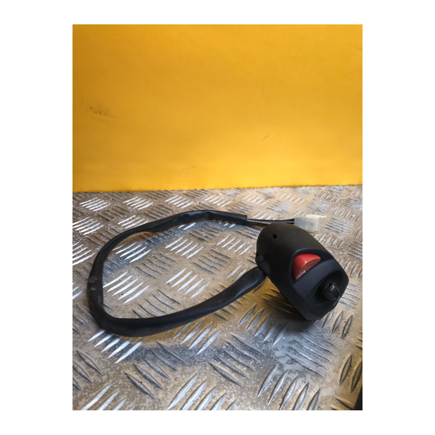 Commodo gauche gestion de l'éclairage pour PEUGEOT SATELIS 125 2012