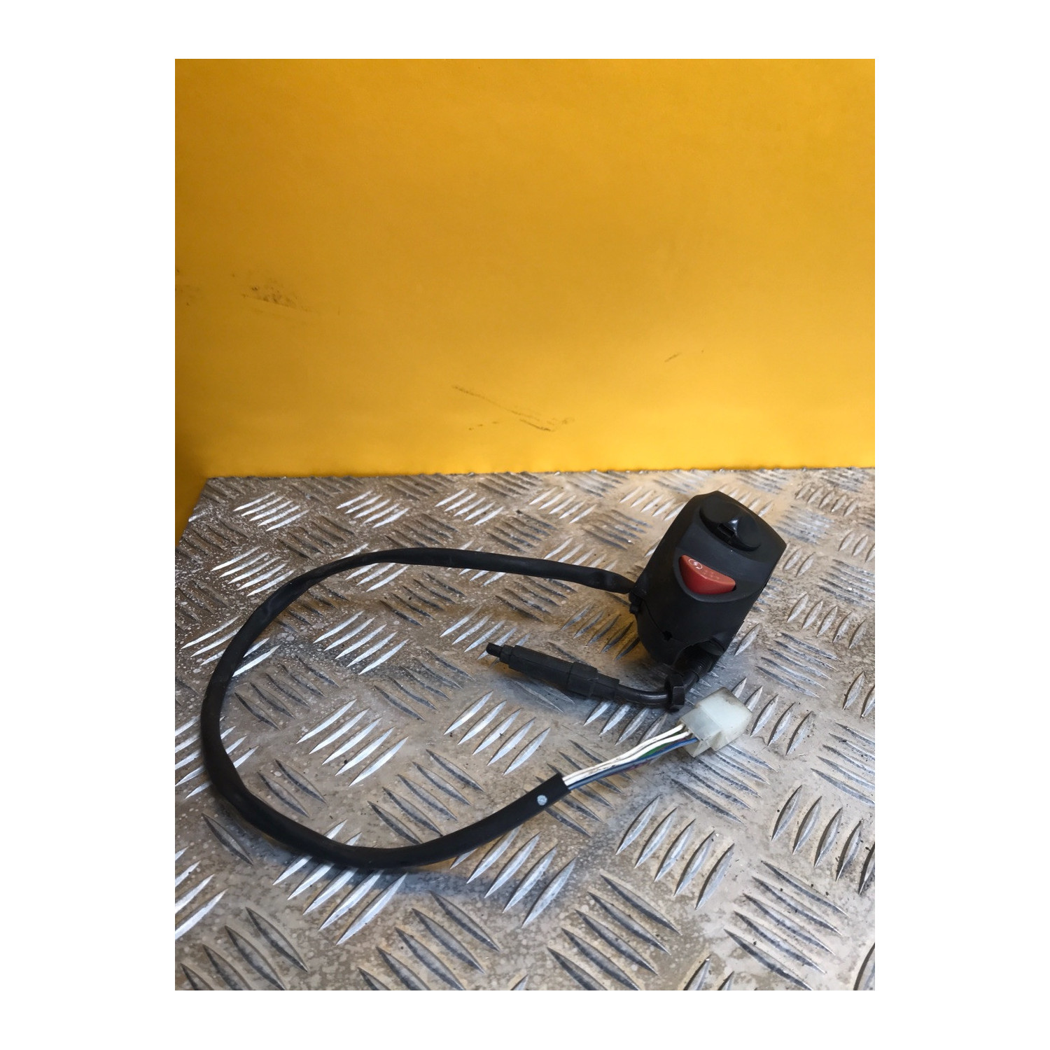 Commodo droit démarrage pour PEUGEOT SATELIS 125 2012