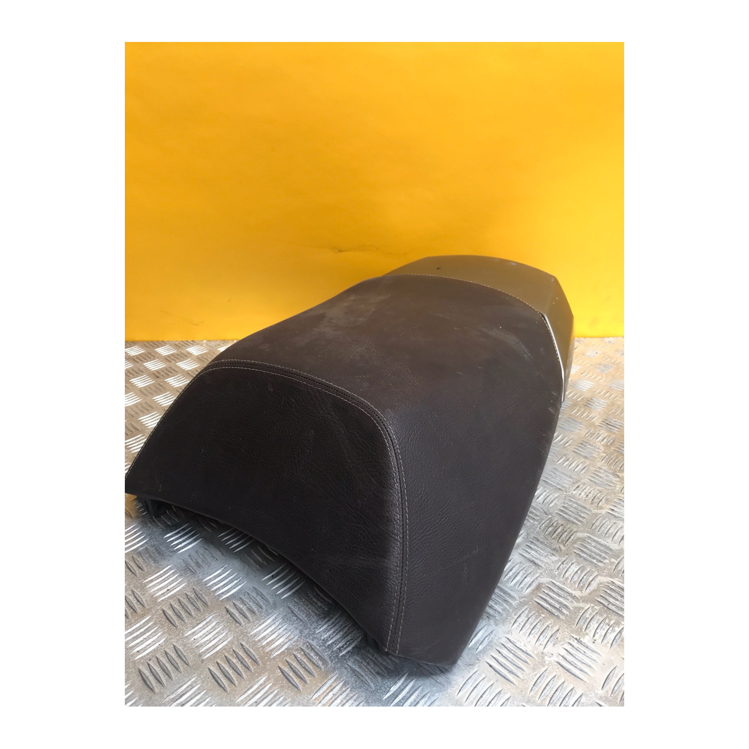 Selle pour PEUGEOT SATELIS 125 2012