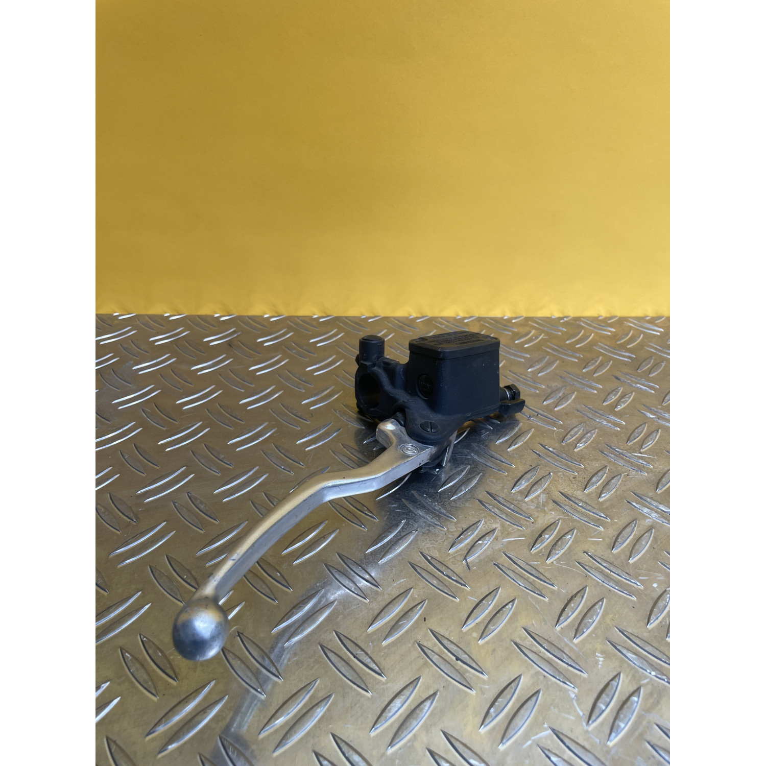 Maitre cylindre frein avant pour MOTO GUZZI V7 III RACER 750 2018