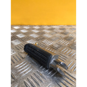 Repose pied avant droit pour YAMAHA MT 07 2020