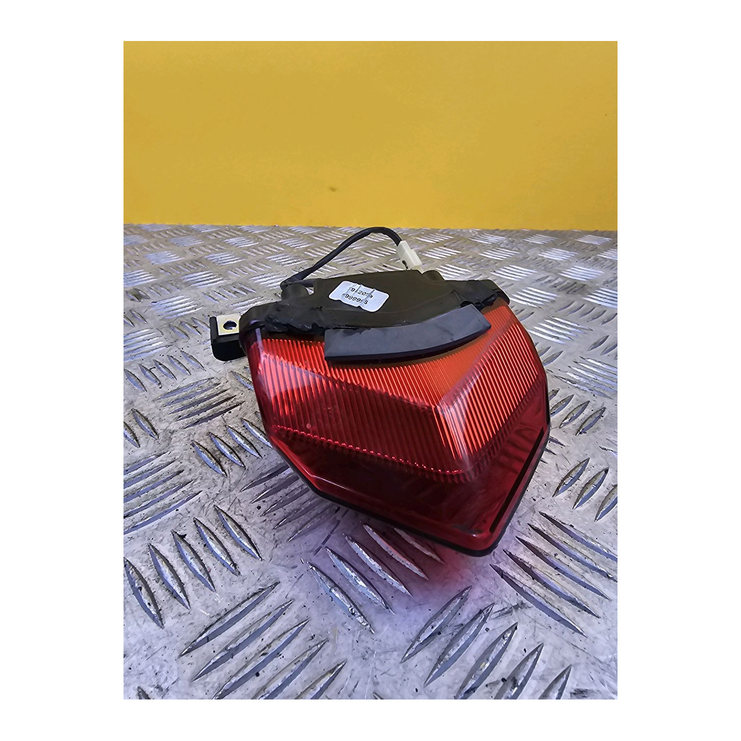 Feux arrière pour BENELLI BN 125 2020