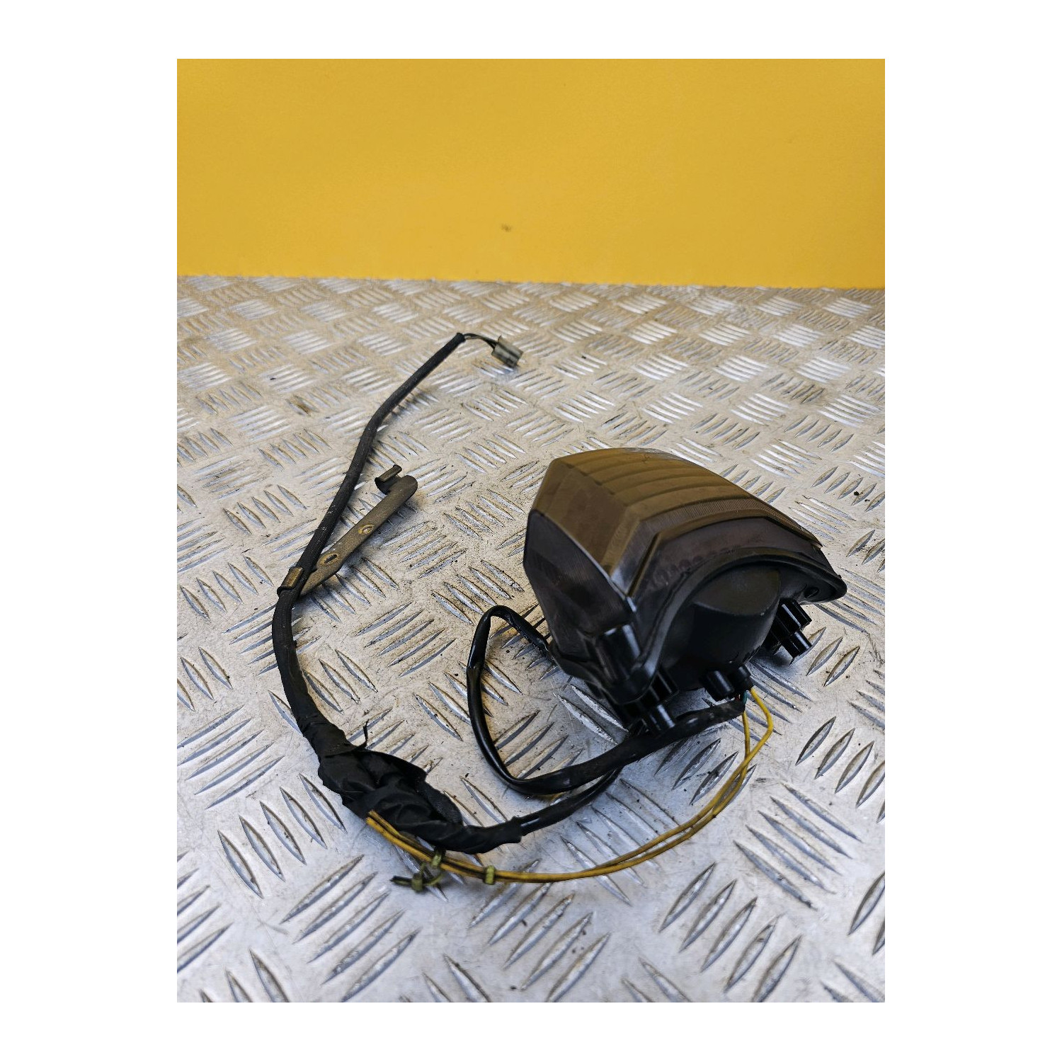 Feux arrière pour YAMAHA FAZER 600 2004