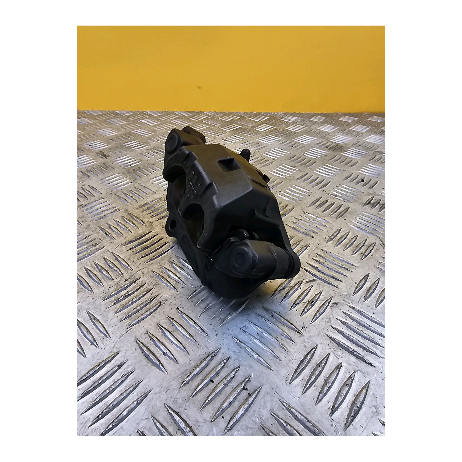 étriers de frein avant droit pour YAMAHA FAZER 600 2004