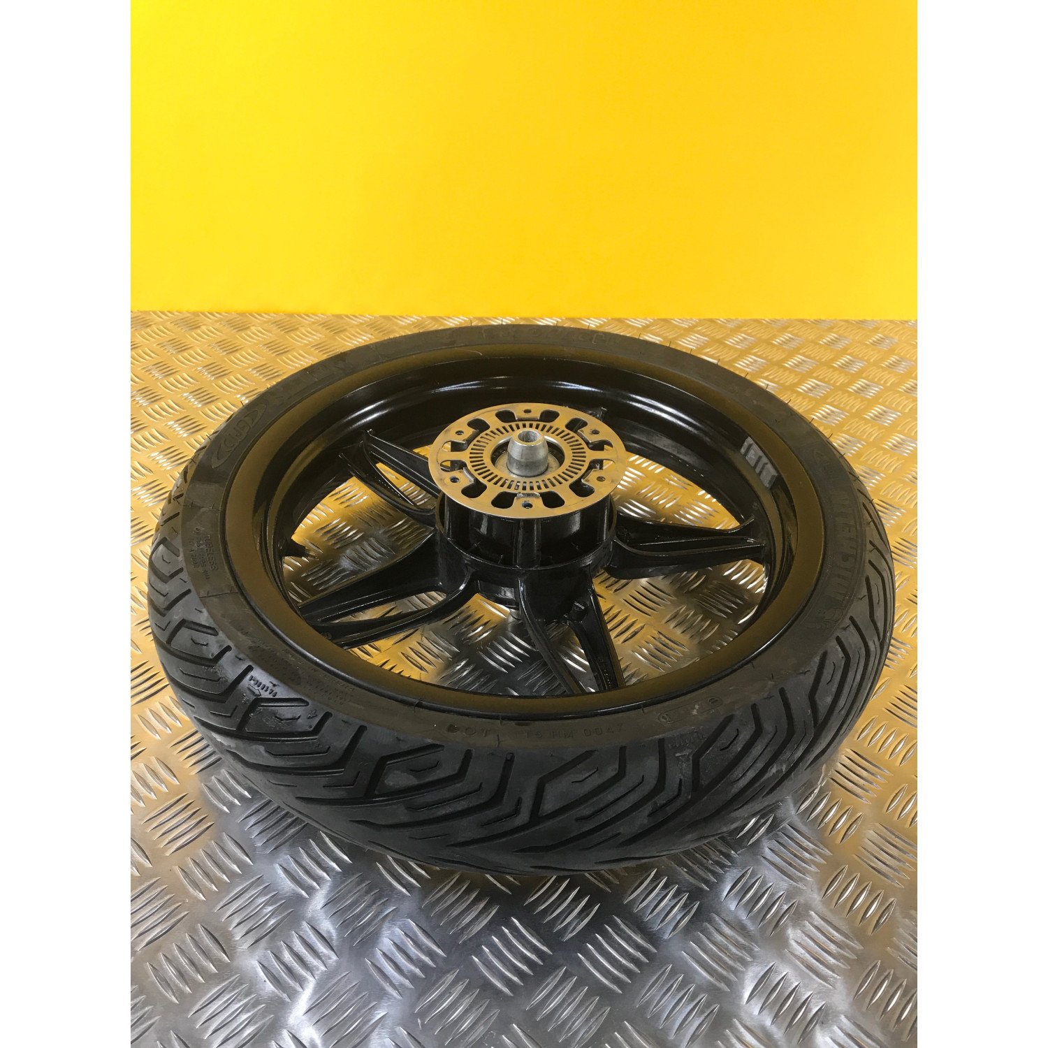 Jante avant pour PIAGGIO BEVERLY 2020